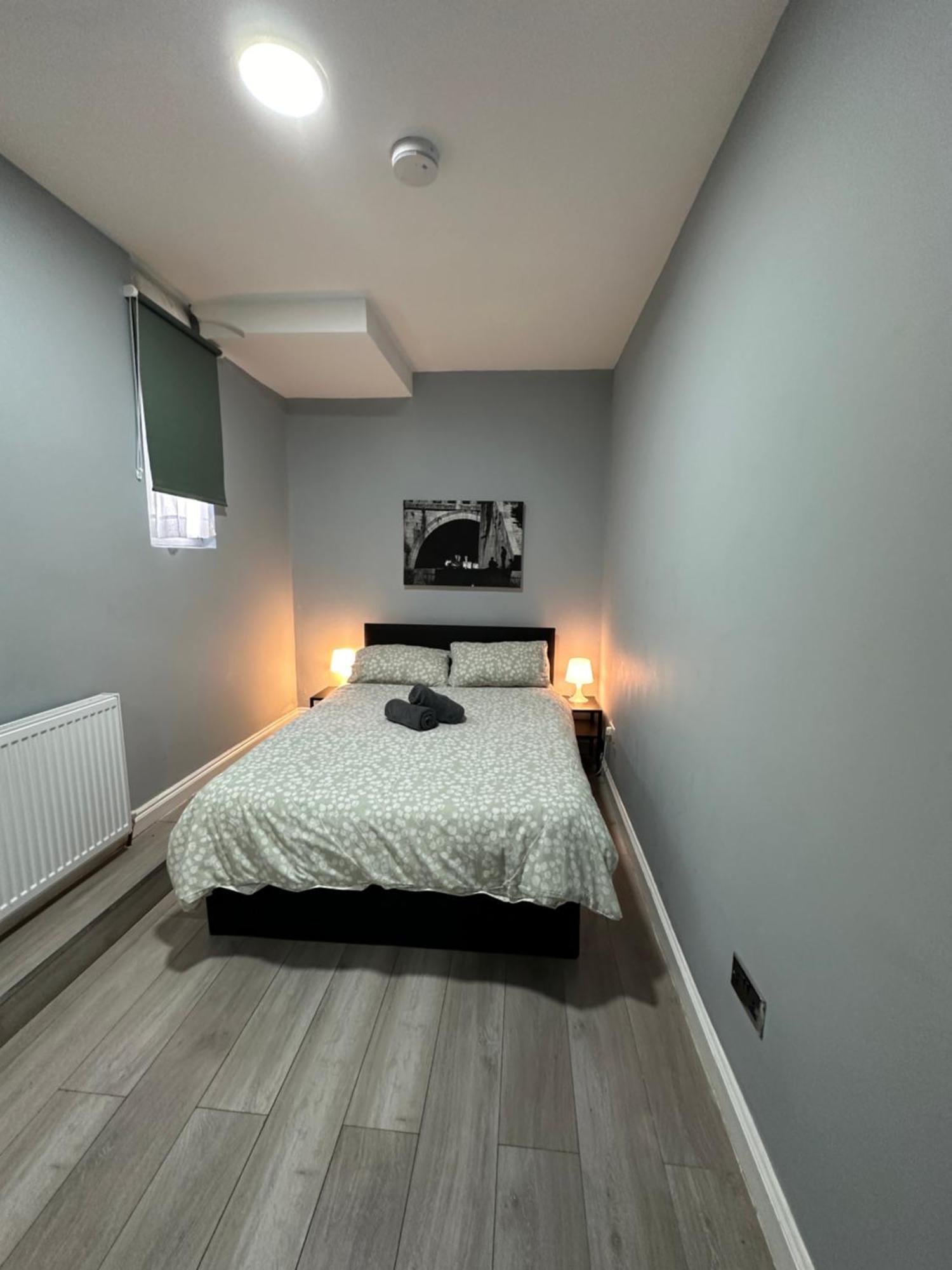 Central London - Ground Floor 2 Bedrooms Apartment エクステリア 写真